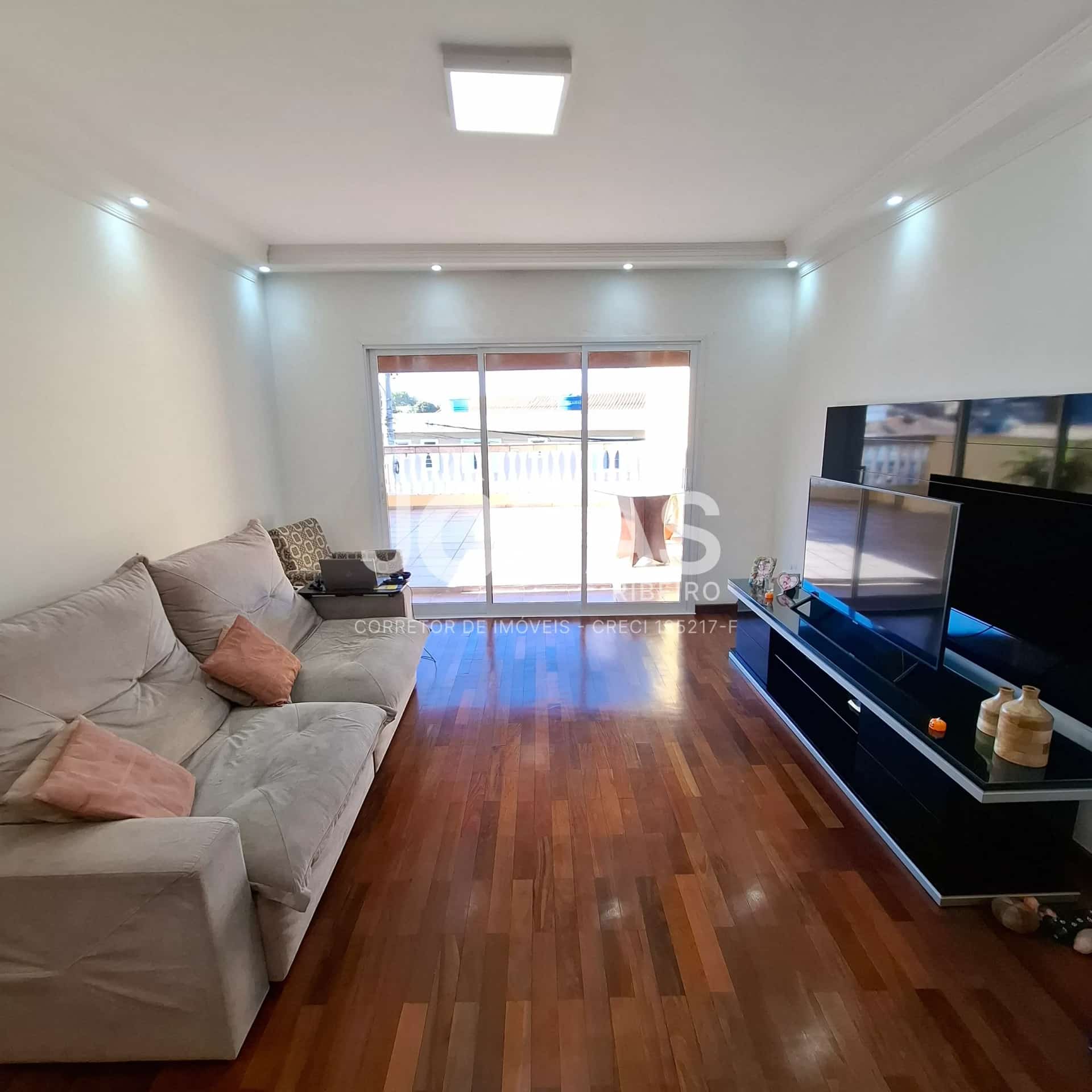 a venda Casa em Interlagos, 03 quartos 02 vagas, Jardim Satélite, Estação de trem Autódromo