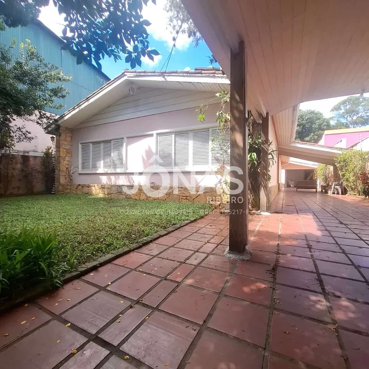 a venda Casa em Interlagos, 03 quartos suite 04 vagas, Bolsão de Interlagos